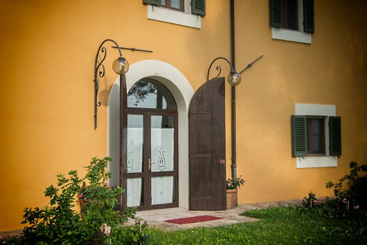 Casa Dei Lecci Apartment Foligno Exterior photo